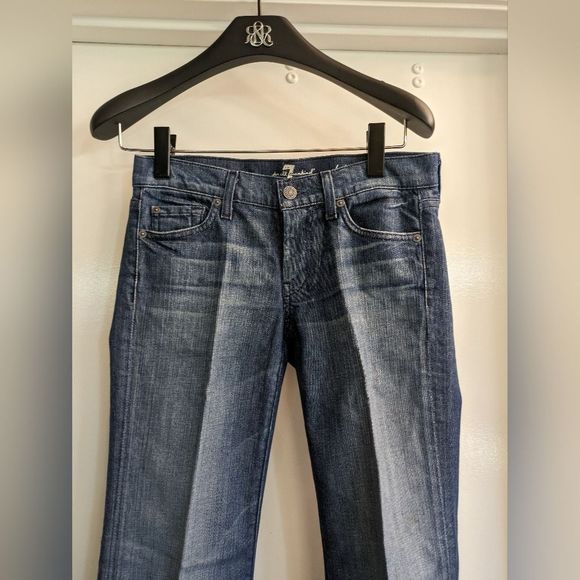 7 for all mankind dojo jeans. Excellent Condition. Size 26x28 - Picture 5 of 6
